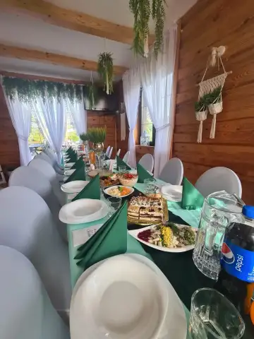 Zielony ogród i strefa relaksu na przystani